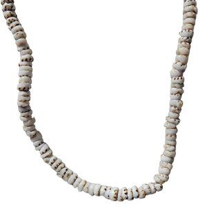 Vintage 60s Puka Shell Necklace Natural White Brown Beaded Hawaiian Lei Unisex